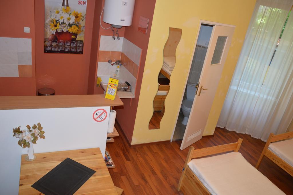 Old Walls Hostel Krakow Bilik gambar