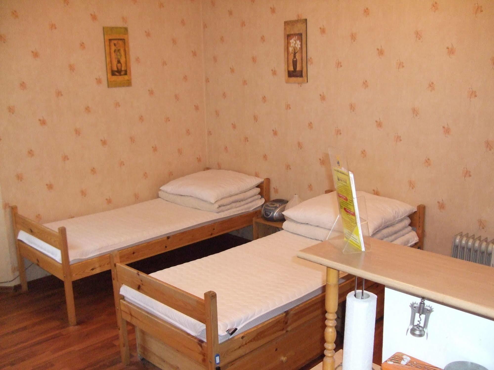 Old Walls Hostel Krakow Luaran gambar