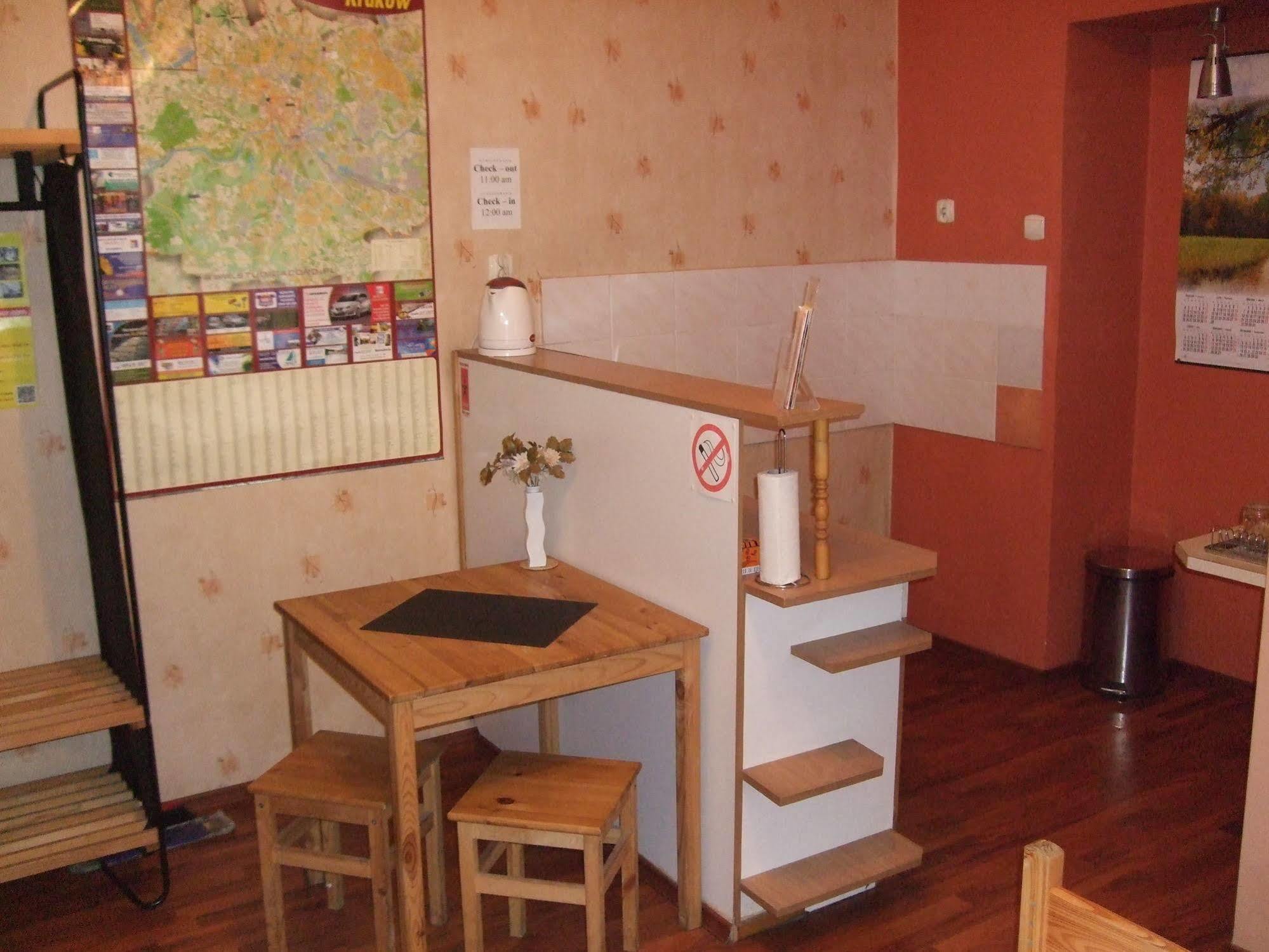 Old Walls Hostel Krakow Luaran gambar