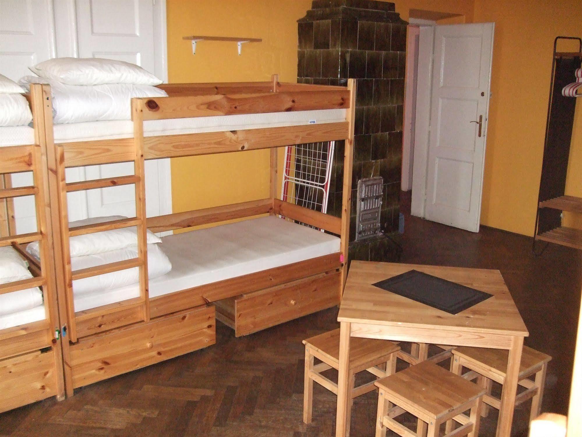 Old Walls Hostel Krakow Luaran gambar